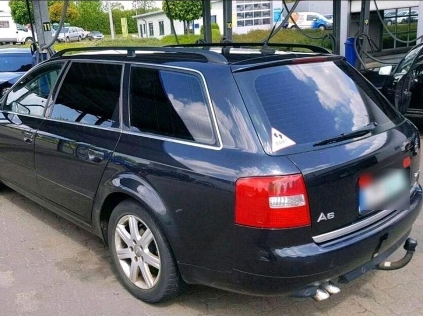 Audi A6 385.000 km 2.600 € Detmold 32756