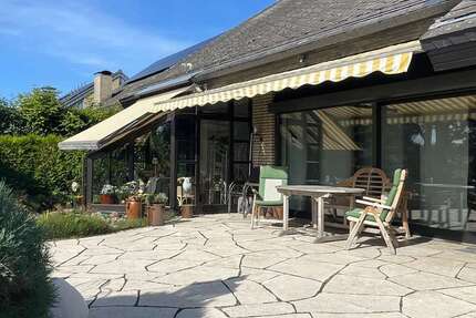 Haus zum Kaufen in Bielefeld 695.000 € 272 m² 6 zimmer