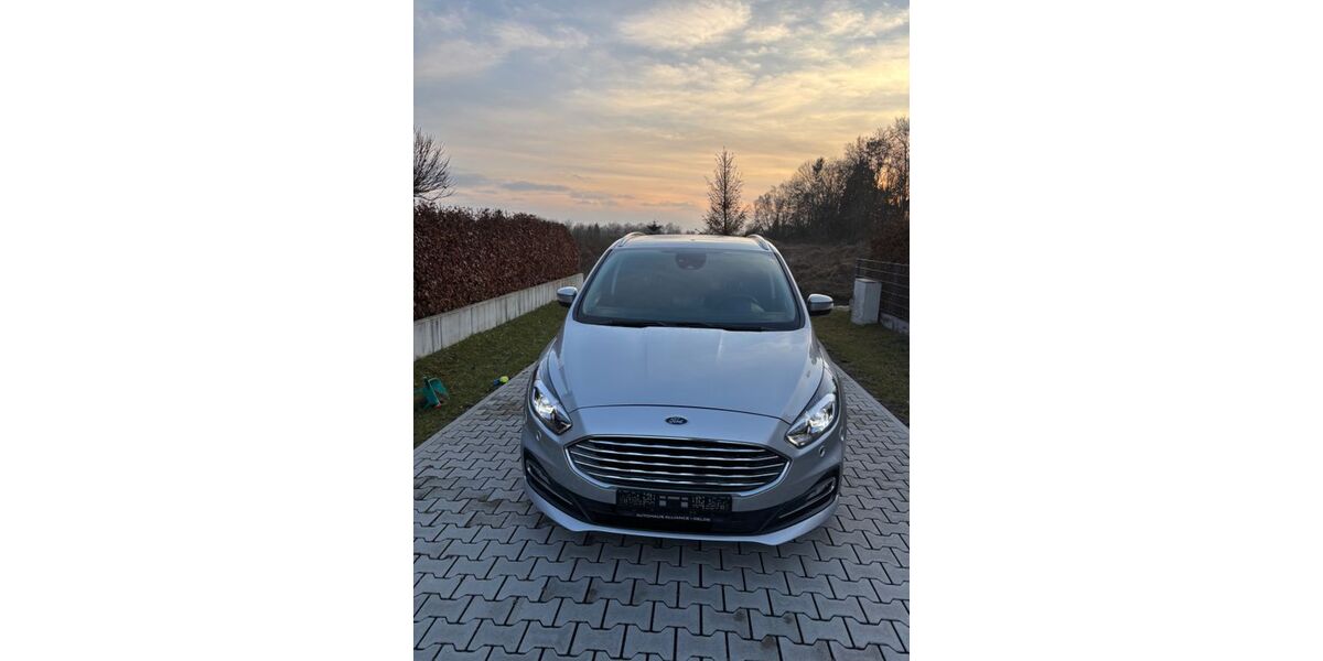 Ford S-Max 79.000 km 17.490 &euro; Delbrück 33129