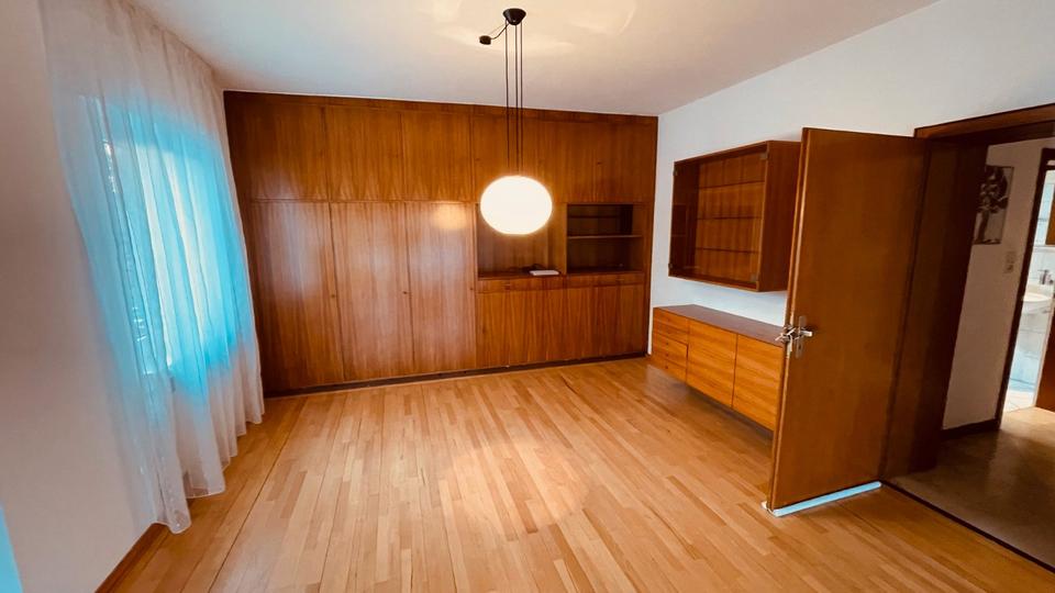 Doppelhaushälfte Lage - 6 Zimmer, 235 m&sup2;, 1.250&euro; | Angebot:26665107