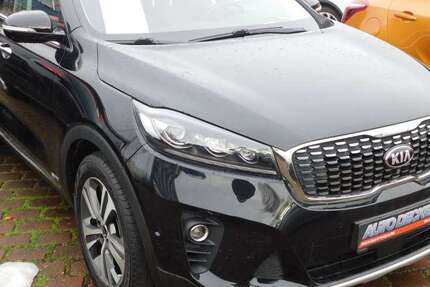 Kia Sorento 82.000 km 29.950 &euro; Lage 32791