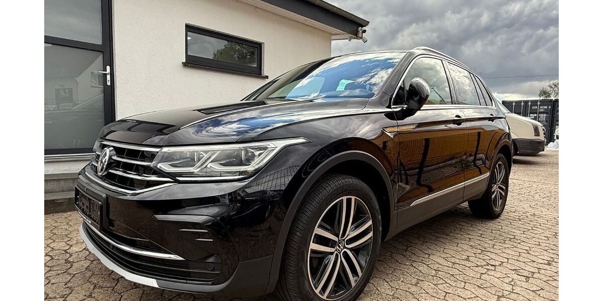 VW Tiguan 119.557 km 28.000 &euro; Bielefeld 33659