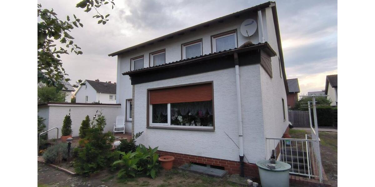 Einfamilienhaus Verl - 8 Zimmer, 134 m&sup2;, 450.000&euro; | Angebot:25640033