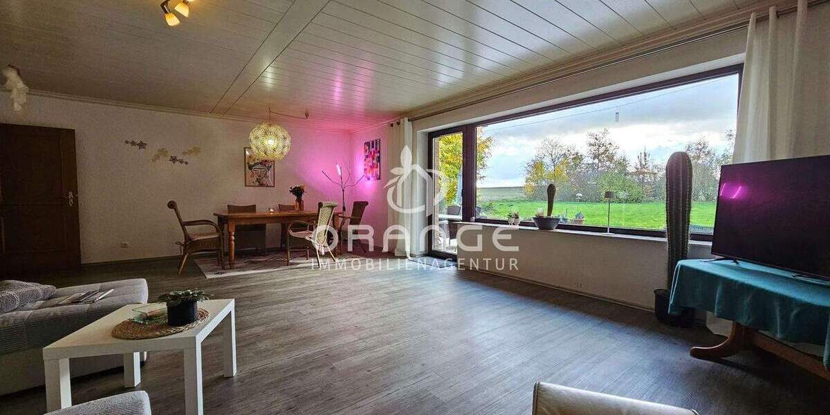 ***Großzügiges Zweifamilienhaus mit ca. 12.000 m² Traumgrundstück*** 1 zimmer