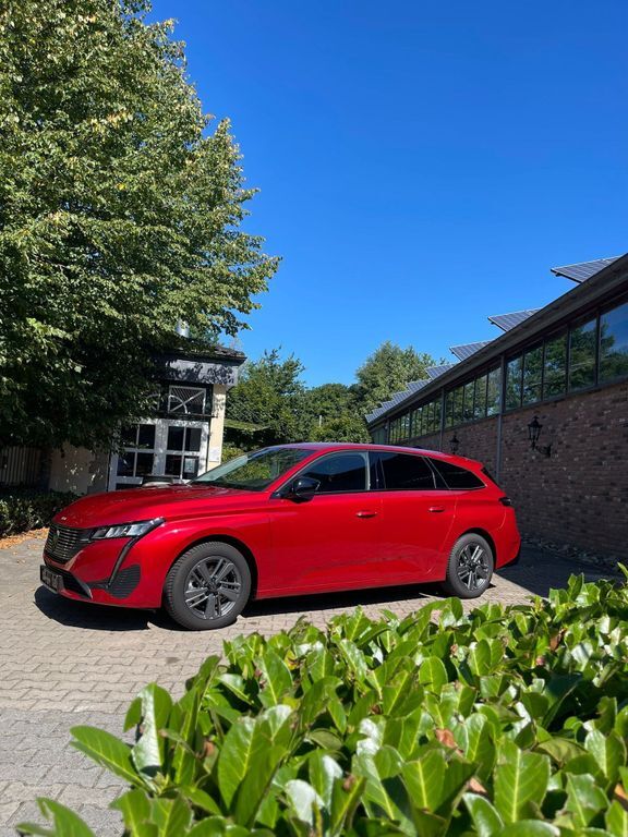 Peugeot 308 2.731 km 24.900 € Gütersloh 33335