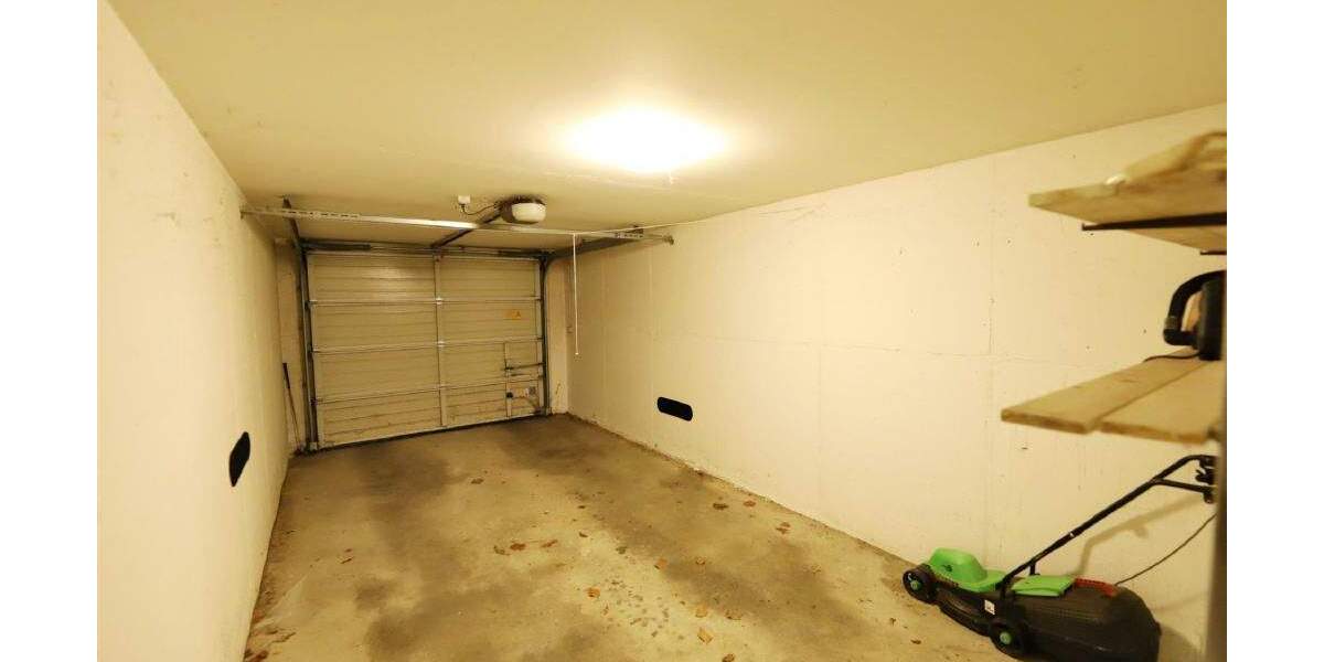 Etagenwohnung Lage - 3 Zimmer, 82 m&sup2;, 175.000&euro; | Angebot:25776535