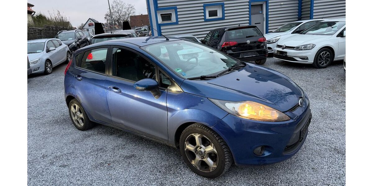 Ford Fiesta 162.000 km 2.777 &euro; Detmold 32758