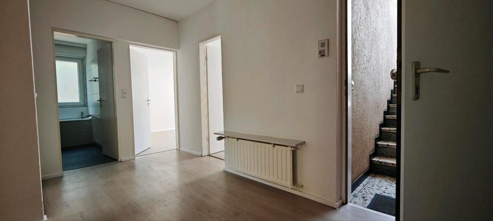 Erdgeschoßwohnung Bad Salzuflen - 3 Zimmer, 86 m&sup2;, 750&euro; | Angebot:26399129