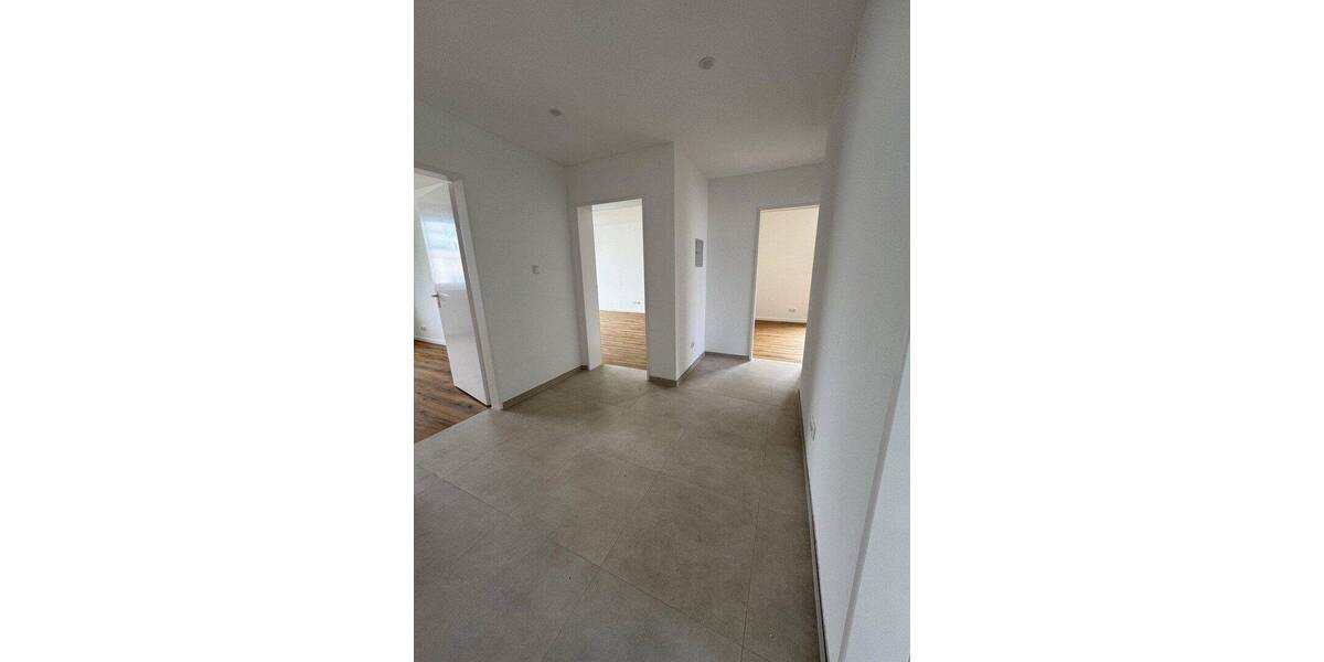Etagenwohnung Bünde - 4 Zimmer, 81 m&sup2;, 870&euro; | Angebot:26915853