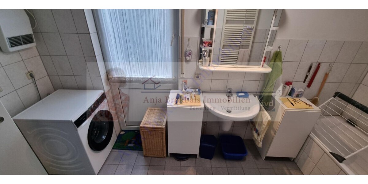 2-Familienhaus in Isselhorst: EG barrierefrei, 170 m², 2 Carports, toller Garten, 2 Eingänge - provisionsfrei für Käufer - Einfamilienhaus Gütersloh Isselhorst | Angebot:21839386