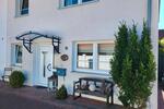 Reihenhaus Leopoldshöhe - 6 Zimmer, 150 m&sup2;, 450.000&euro; | Angebot:27079092