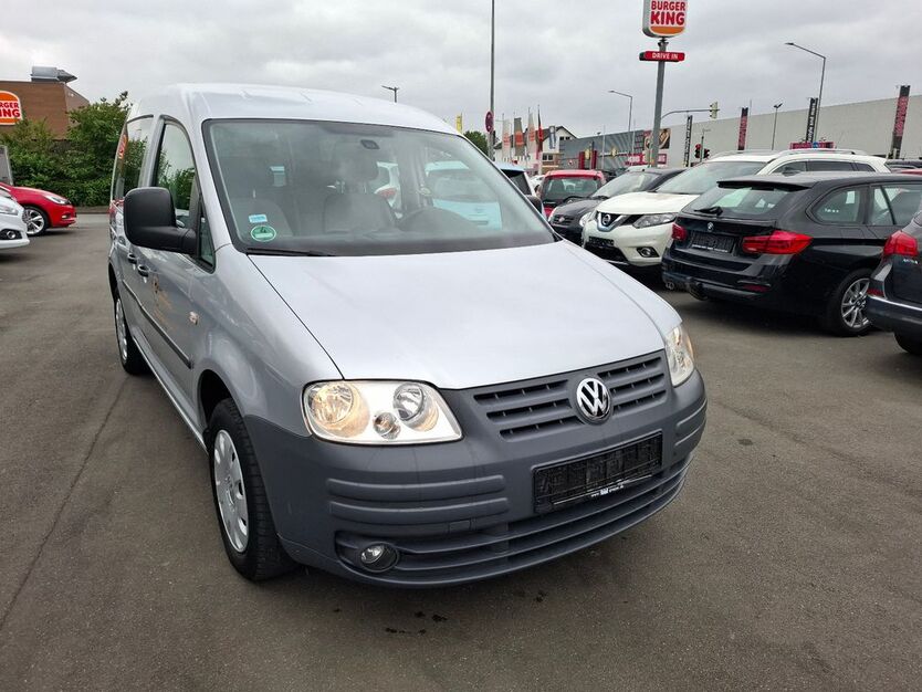 VW Caddy 263.000 km 3.499 € Paderborn 33100