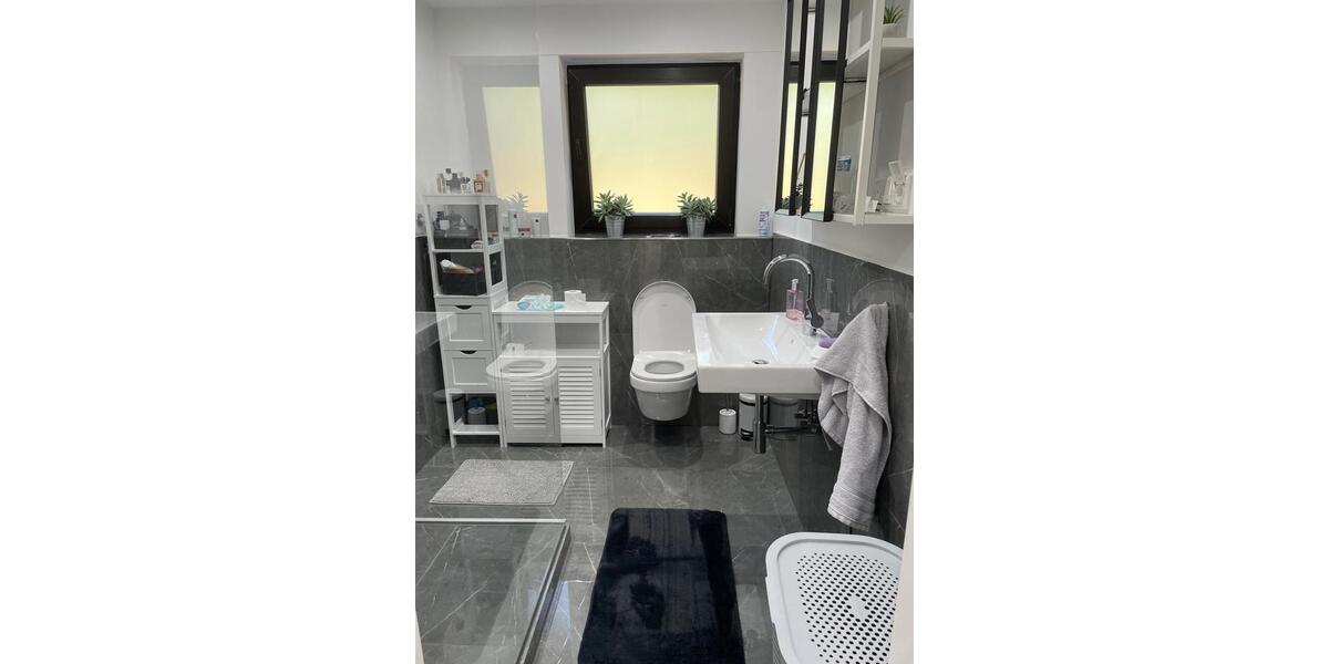 Kernsanierte | 3-Zimmer-EG-Wohnung - PROVISIONSFREI 3 zimmer