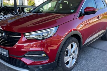 Opel Grandland (X) 172.000 km 11.990 € Bad Salzuflen 32105