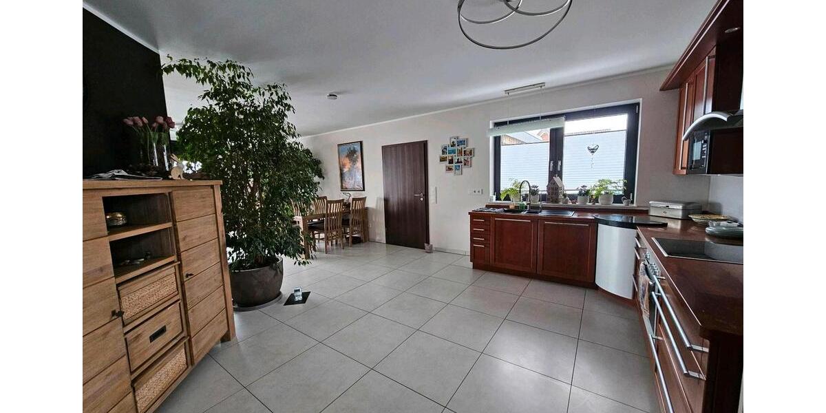 Einfamilienhaus Hüllhorst - 6 Zimmer, 193 m&sup2;, 600.000&euro; | Angebot:26879557