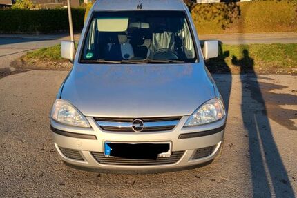 Opel Combo 217.000 km 5.200 € Bielefeld 33739