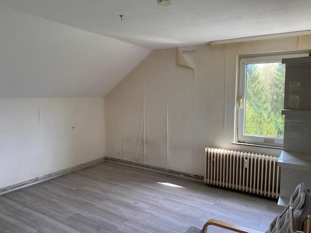 Dachgeschoßwohnung Detmold Hiddesen - 3.5 Zimmer, 62 m&sup2;, 520&euro; | Angebot:26335327