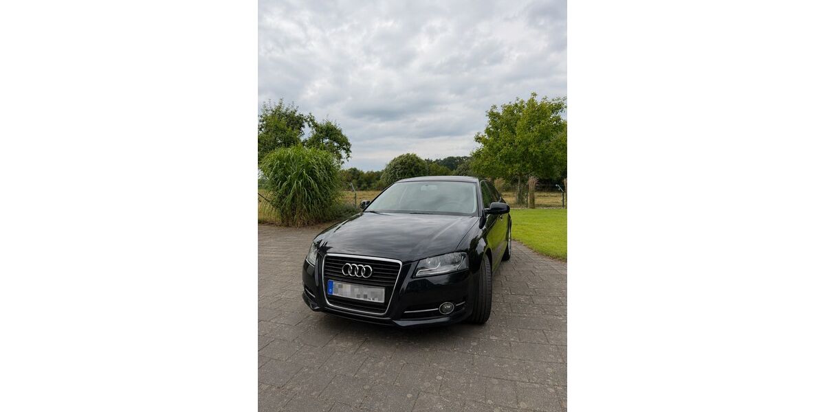 Audi A3 131.000 km 8.290 &euro; Rietberg 33397