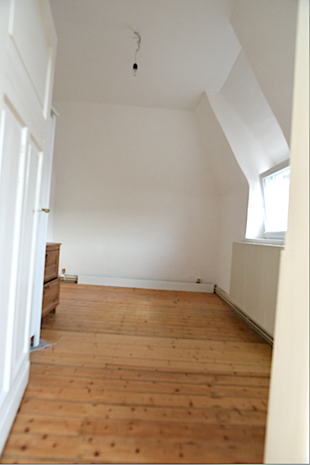 2 Zimmer zu mieten in WG (zeitlich befristet)
