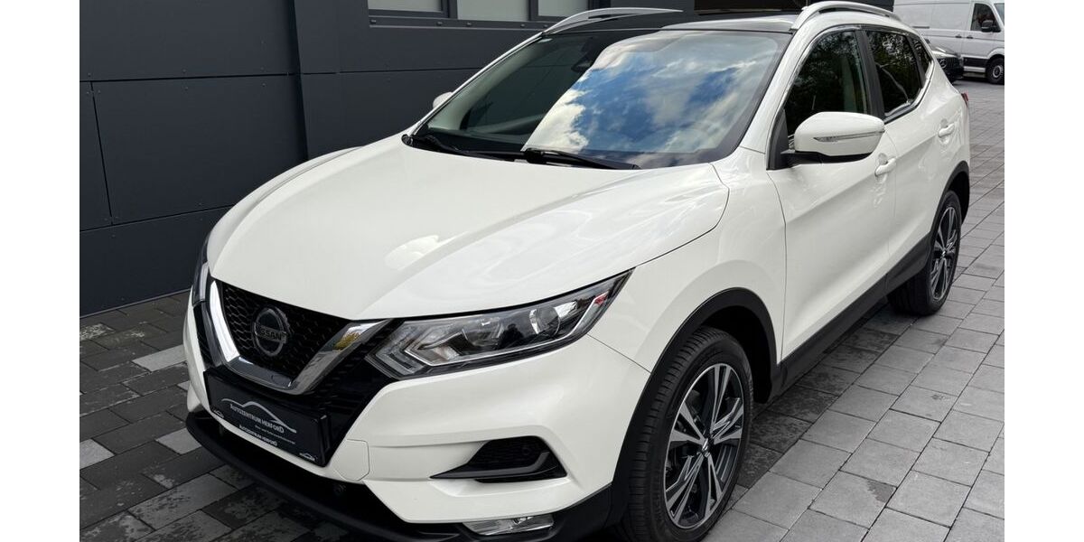 Nissan Qashqai 82.000 km 15.500 &euro; Herford 32051