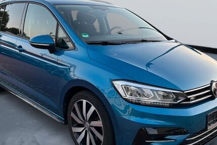 VW Touran 136.000 km 19.990 € Bielefeld 33609