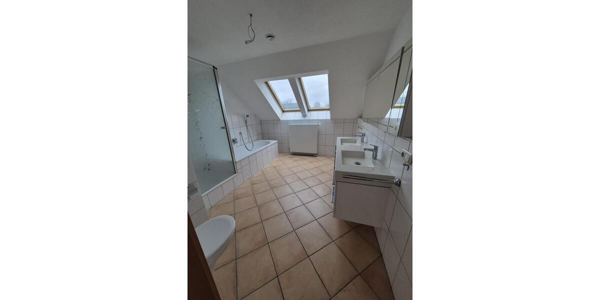 Einfamilienhaus mit Garten, Keller, Wärmepumpe & Photovoltaik 6 zimmer