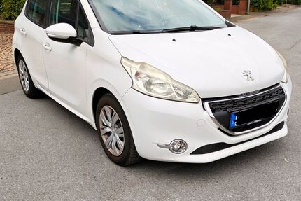 Peugeot 208 115.500 km 4.200 &euro; Gütersloh 33334