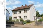 Familientipp in Bi-Hillegossen: Zweifamilienhaus mit Doppelgarage und großem Garten 7 zimmer