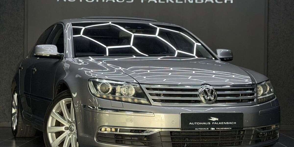 VW Phaeton 278.000 km 10.999 &euro; Löhne 32584