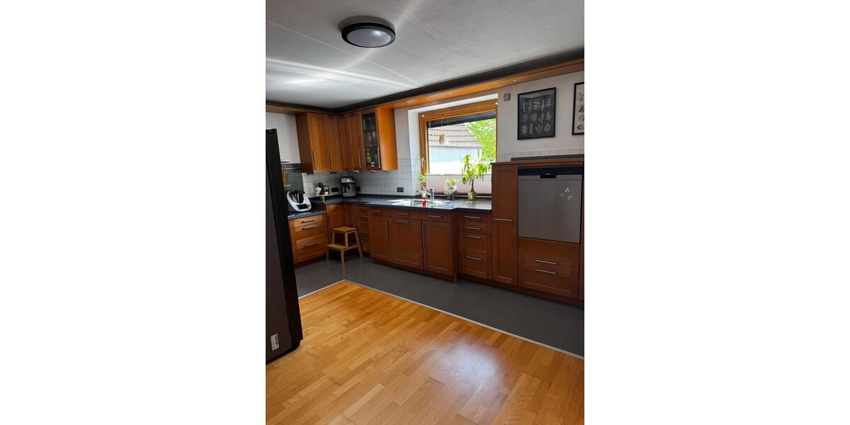 Etagenwohnung Melle - 3 Zimmer, 110 m&sup2;, 1.000&euro; | Angebot:26415877