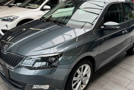 Skoda Fabia 140.000 km 7.900 &euro; Detmold 32758