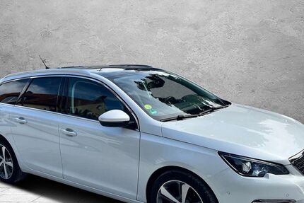 Peugeot 308 95.000 km 11.499 € Detmold 32758