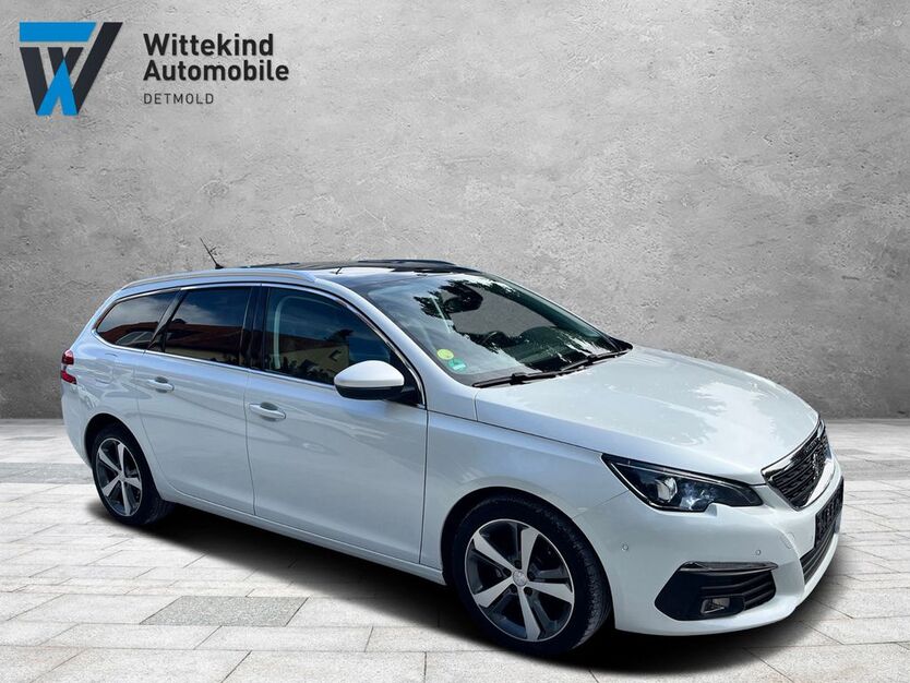 Peugeot 308 95.000 km 11.499 € Detmold 32758