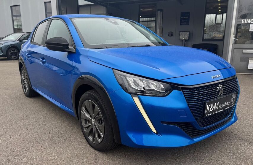 Peugeot 208 17.000 km 20.700 € Detmold 32758