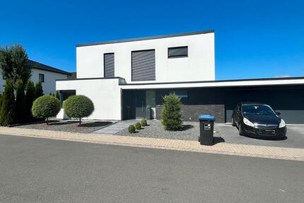 Haus Löhne - 6 Zimmer, 214 m&sup2;, 725.000&euro; | Angebot:27082760