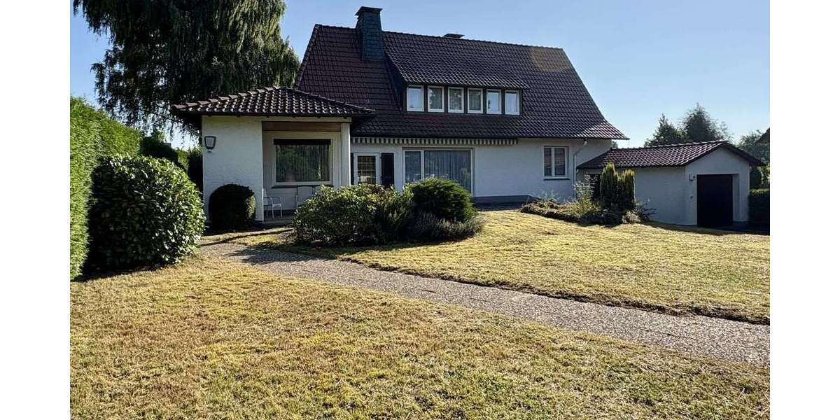 Einfamilienhaus Detmold / Hiddesen Hiddesen - 7 Zimmer, 214 m&sup2;, 375.000&euro; | Angebot:25201717