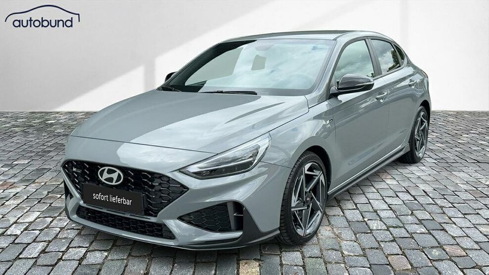 Hyundai i30 2.692 km 25.570 € Halle 33790