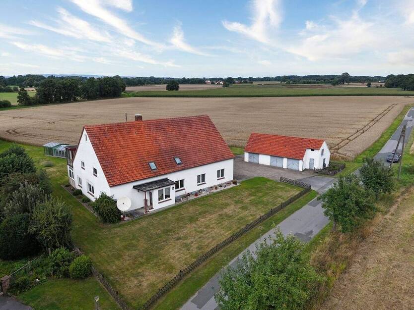 Viel Platz, Viel Leben: Landhaus mit großem Grundstück in Preußisch Oldendorf