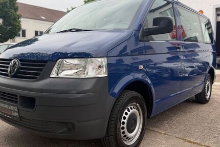 VW T5 Transporter 103.000 km 15.990 &euro; Lage 32791