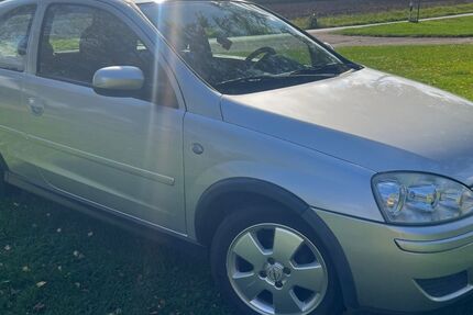Opel Corsa 125.000 km 1.800 € Lemgo 32657