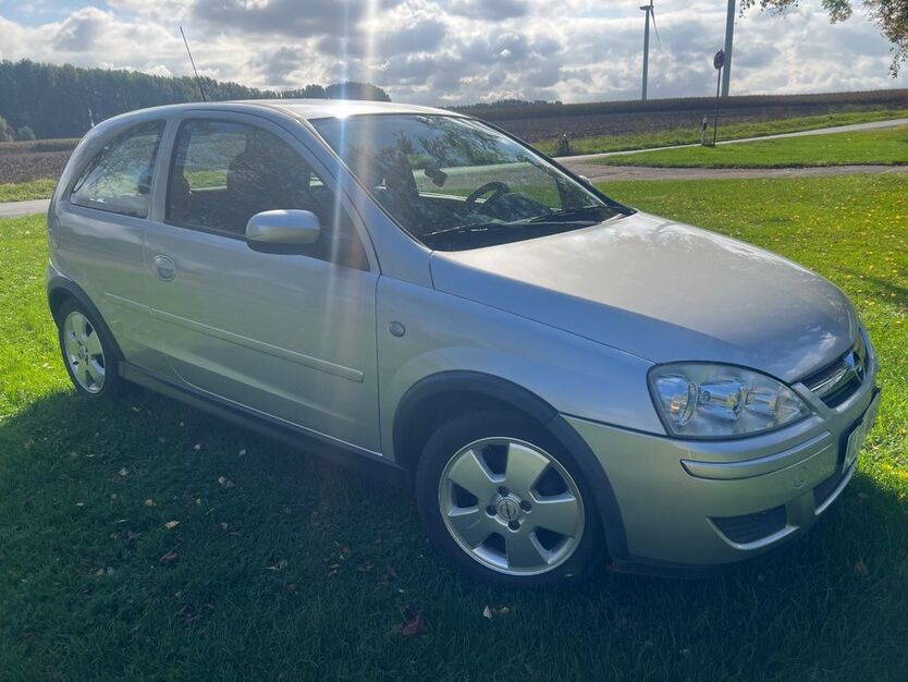 Opel Corsa 125.000 km 1.800 € Lemgo 32657