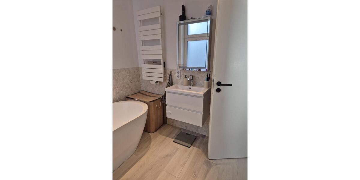 Erdgeschoßwohnung Lemgo - 3 Zimmer, 55 m&sup2;, 1.100&euro; | Angebot:25616691