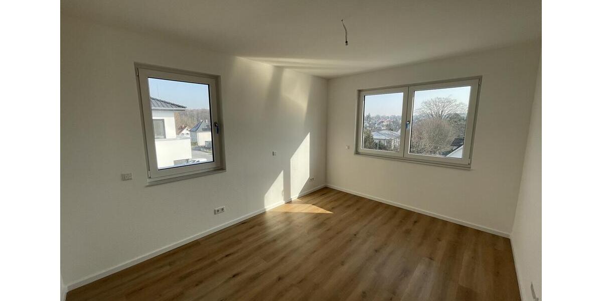 Dachgeschoßwohnung Detmold Hiddesen - 2 Zimmer, 66 m&sup2;, 1.050&euro; | Angebot:26660213