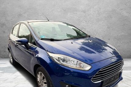 Ford Fiesta 147.000 km 4.499 &euro; Detmold 32758