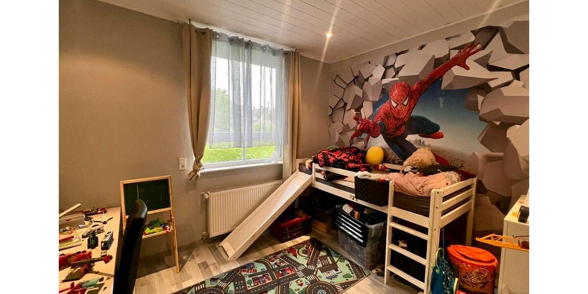 Etagenwohnung Detmold - 4 Zimmer, 129 m&sup2;, 1.100&euro; | Angebot:26386958