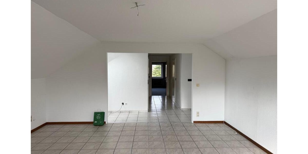 Dachgeschoßwohnung Versmold - 2 Zimmer, 73 m&sup2;, 580&euro; | Angebot:25765384