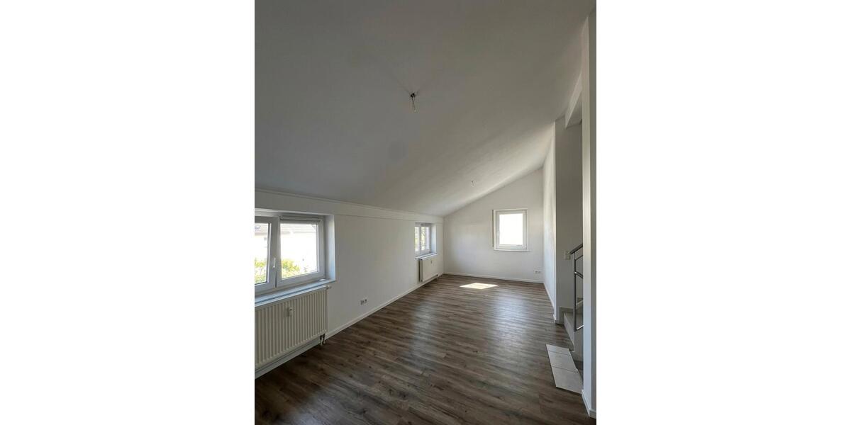 Maisonettenwohnung Steinhagen - 5 Zimmer, 125 m&sup2;, 1.250&euro; | Angebot:26700875
