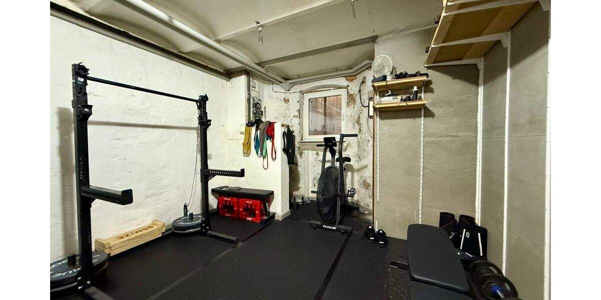 Reserviert: Doppelhaushälfte mit Baugrund. 7 zimmer