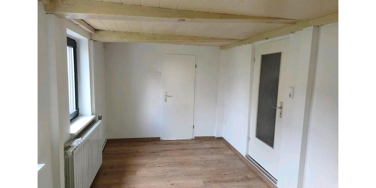 Erdgeschoßwohnung Lemgo - 2 Zimmer, 40 m&sup2;, 330&euro; | Angebot:25641580