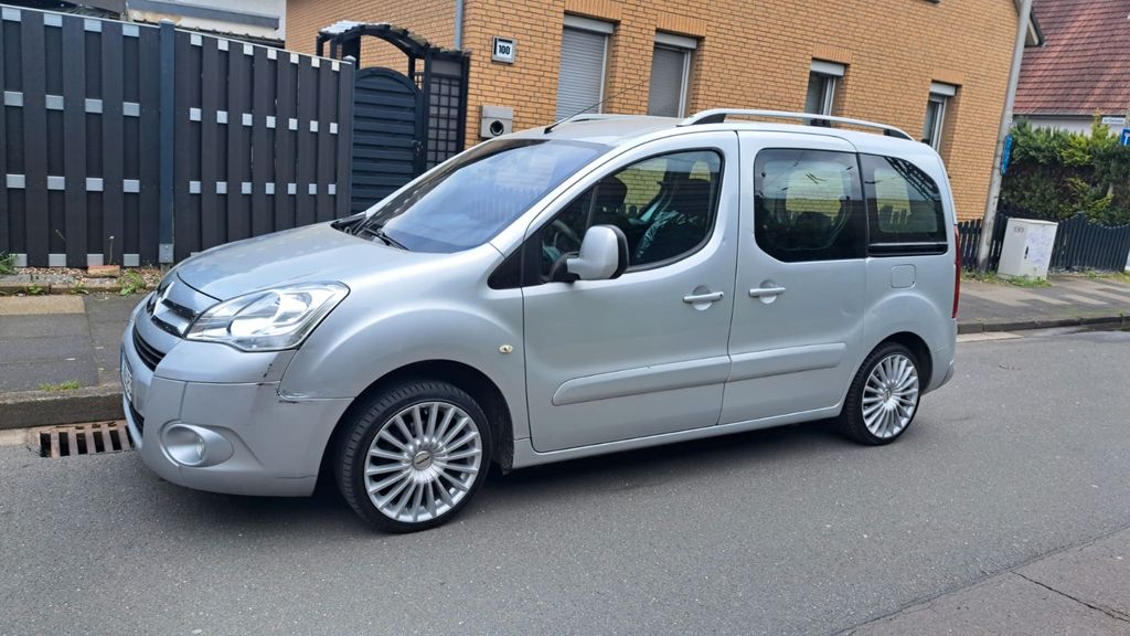 Citroen Berlingo 189.900 km 4.850 &euro; Löhne 32584